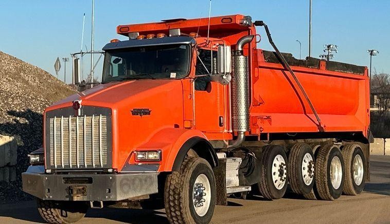 2007 Kenworth  T800 dump truck